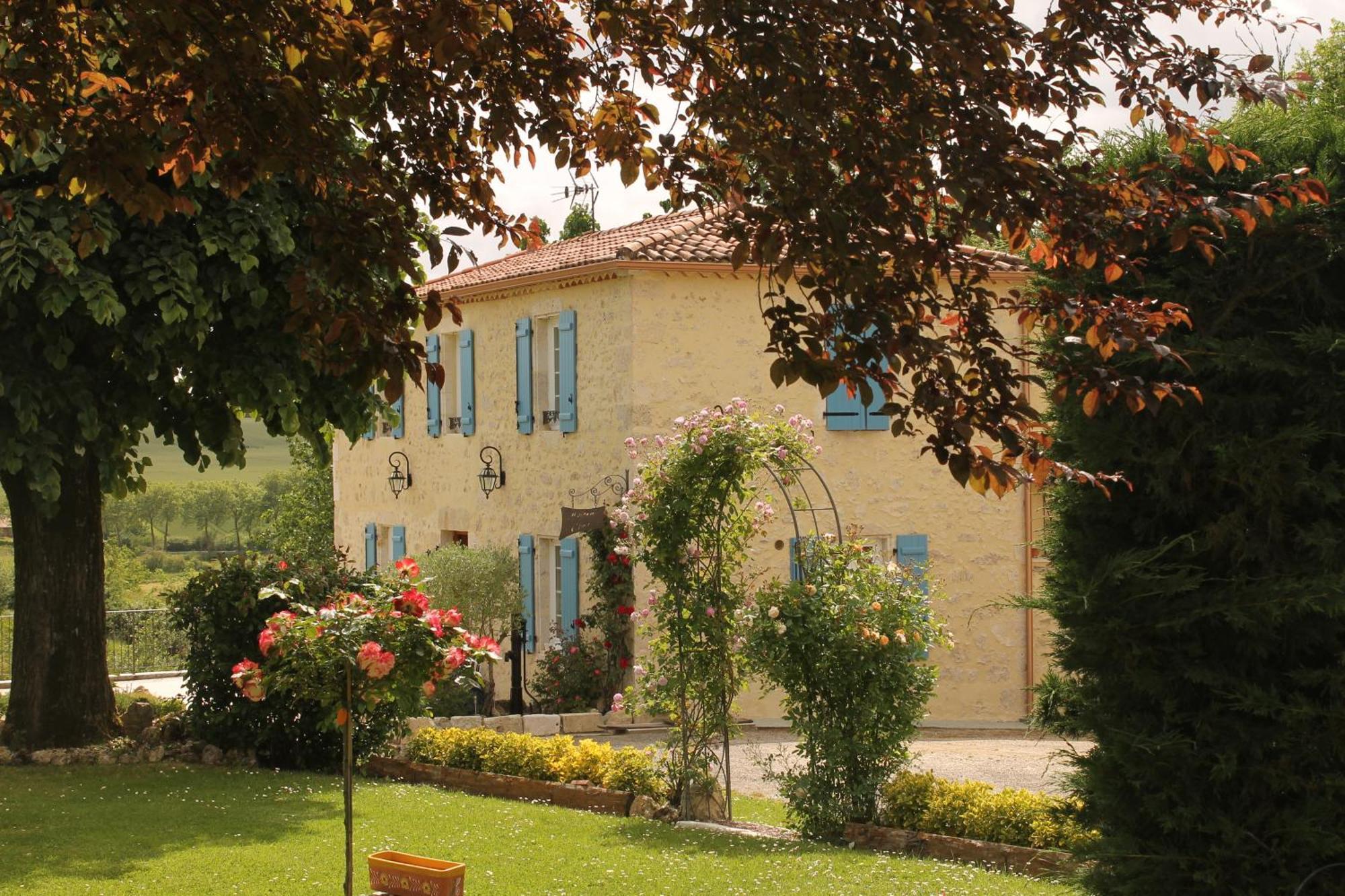 Maison D'Hotes Las Baillargues De Haut Mouchan Exteriör bild