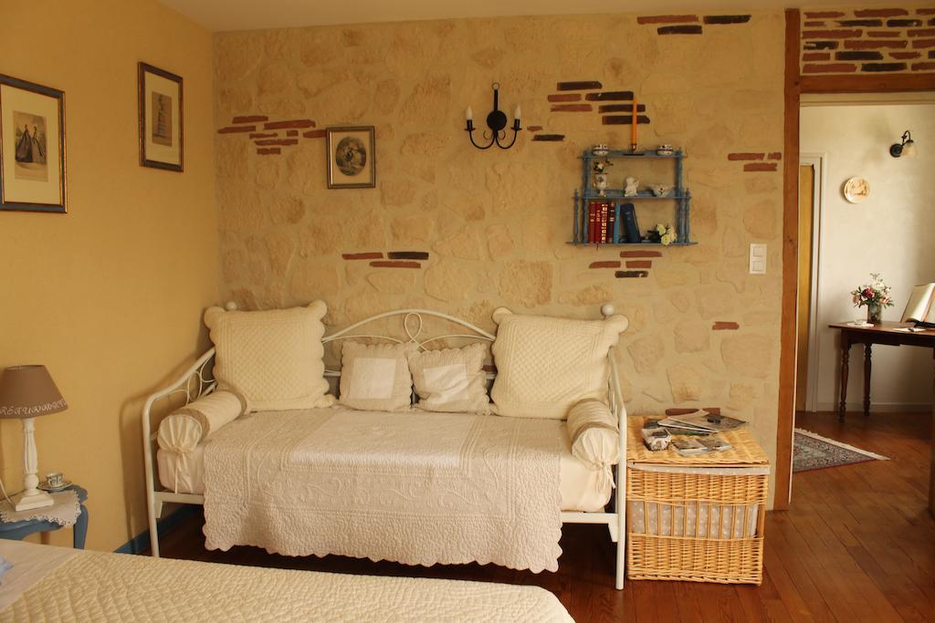 Maison D'Hotes Las Baillargues De Haut Mouchan Rum bild
